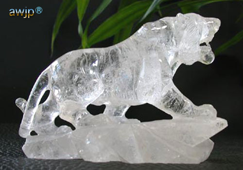 天然水晶 虎の置物-彫刻物 Q-34-1