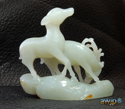 天然和田玉 鹿の夫婦の彫刻物 HP-01-3
